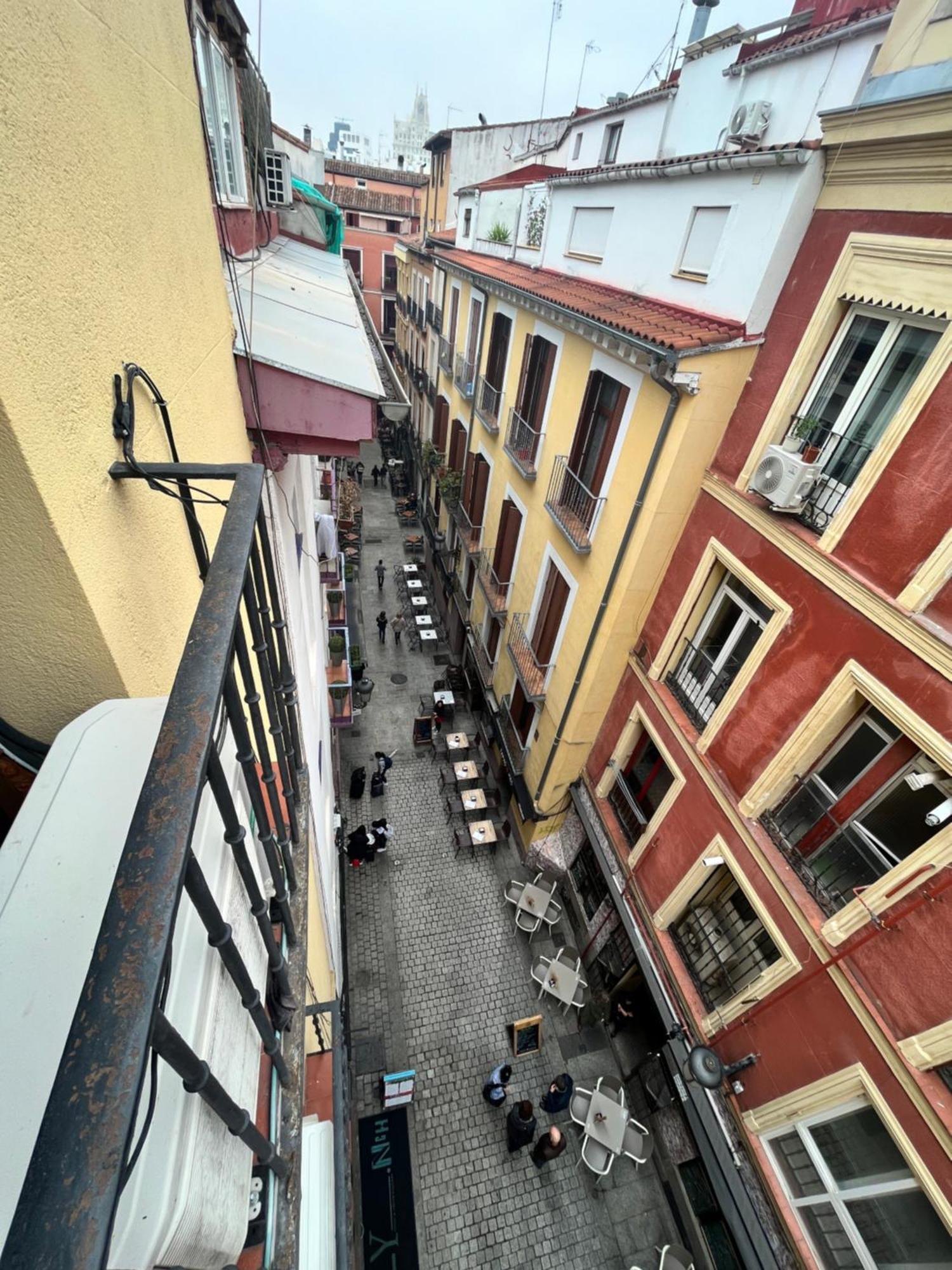 Exclusivo En Sol Exterior Bar Temporal Apartment Мадрид Екстериор снимка